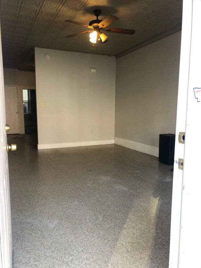 Photo - 344 S Queen St Unit Apt.1