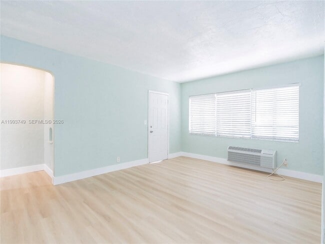 Photo - 7635 Dickens Ave Unit 3