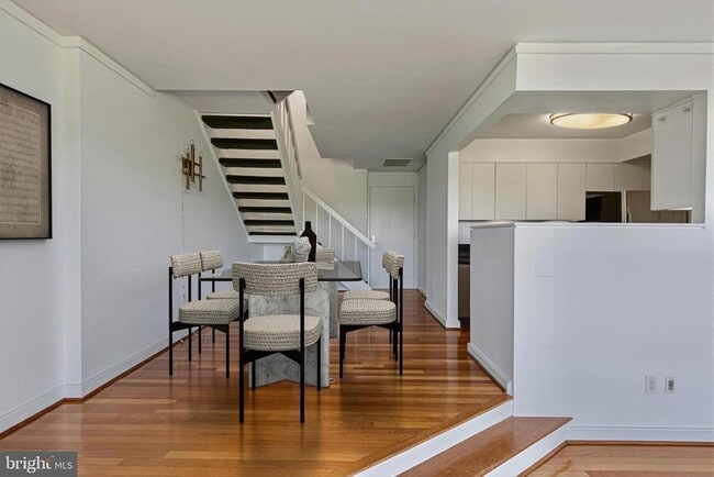 Photo - 2501 M St NW Unit 722