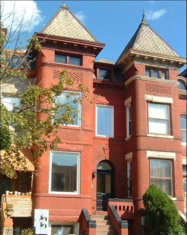 Building Photo - 1715 1st St NW