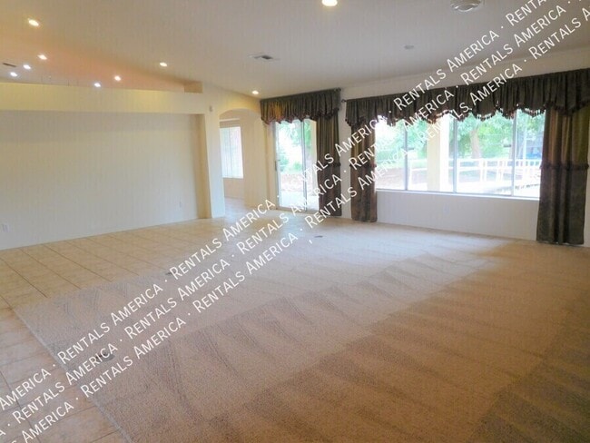 Photo - 5747 N 105th Ln