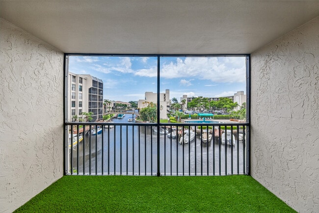 Building Photo - 4 Royal Palm Way Unit 3020