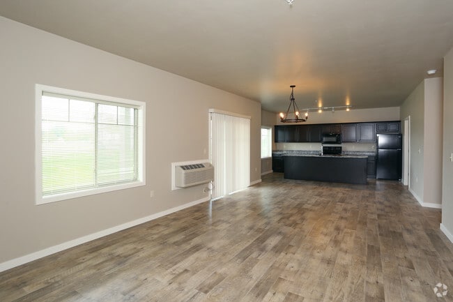2BR, 2.5BA - Thrasher - Living Room