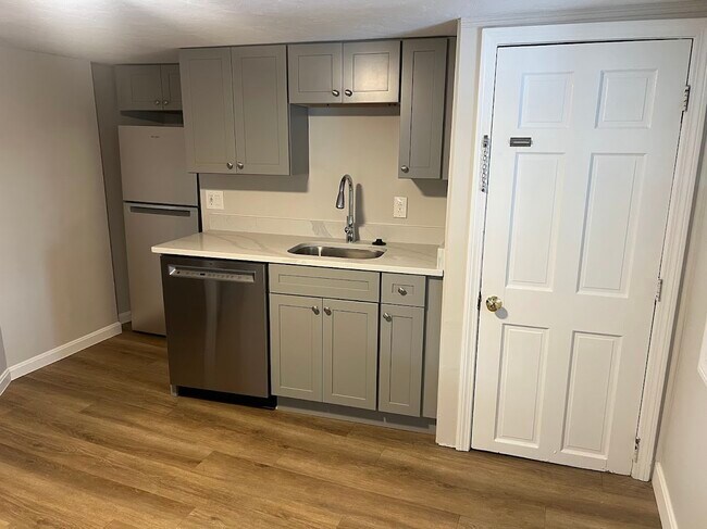 Photo - 1 Allen St Unit 1