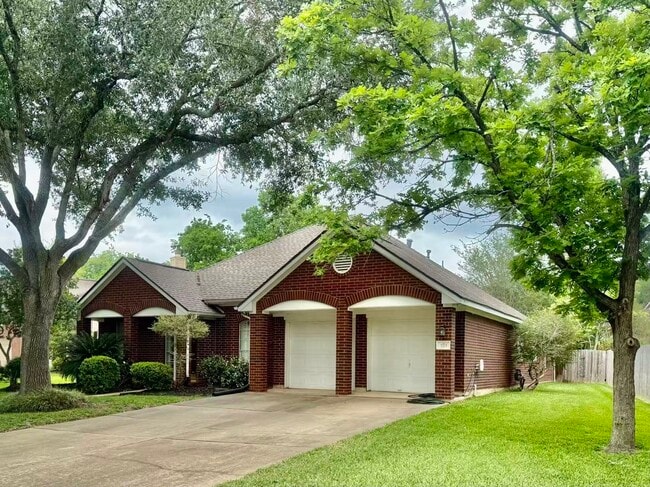 Building Photo - 523 High Meadows Dr