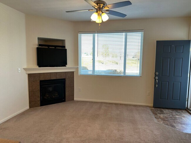 Photo - 2BD 2Bth near Centerra