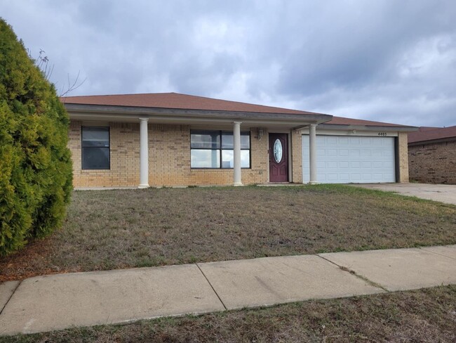 Newly Remodeled Single Family House - Newly Remodeled Single Family House