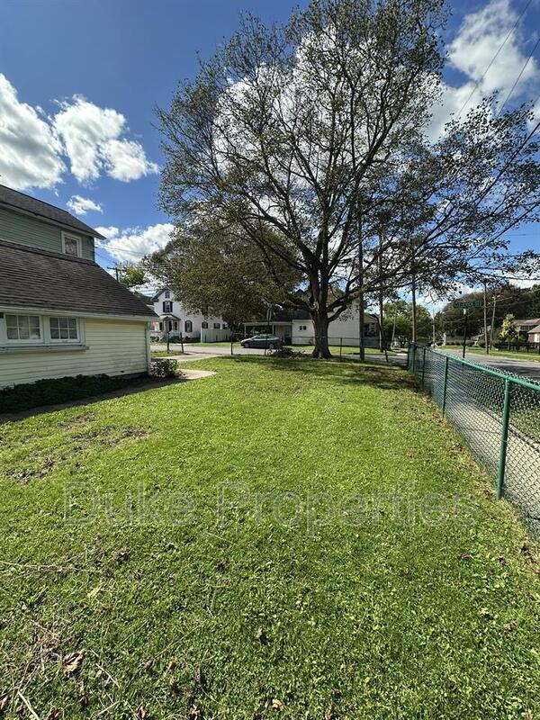 48 Bradford St