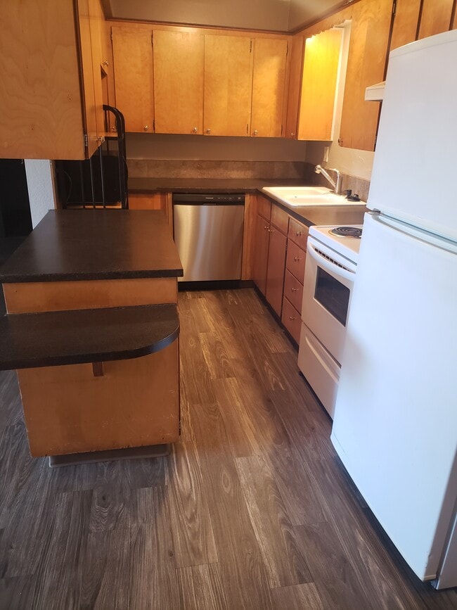 Photo - 4012 Carson Dr SE