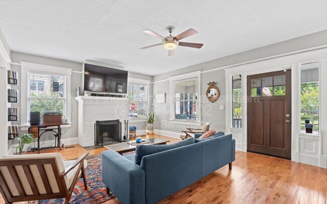 Photo - 2623 Forbes St