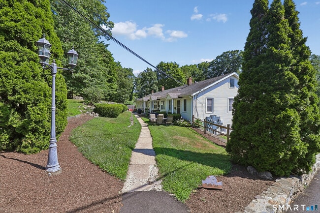 Photo - 12 Husted Ln Unit 3