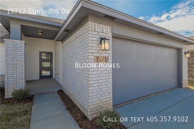 Photo - 15712 Gunnison Dr