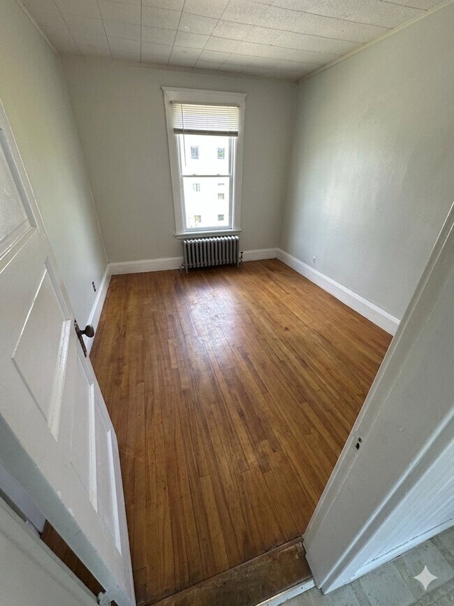 Photo - 213 Pine St Unit 3