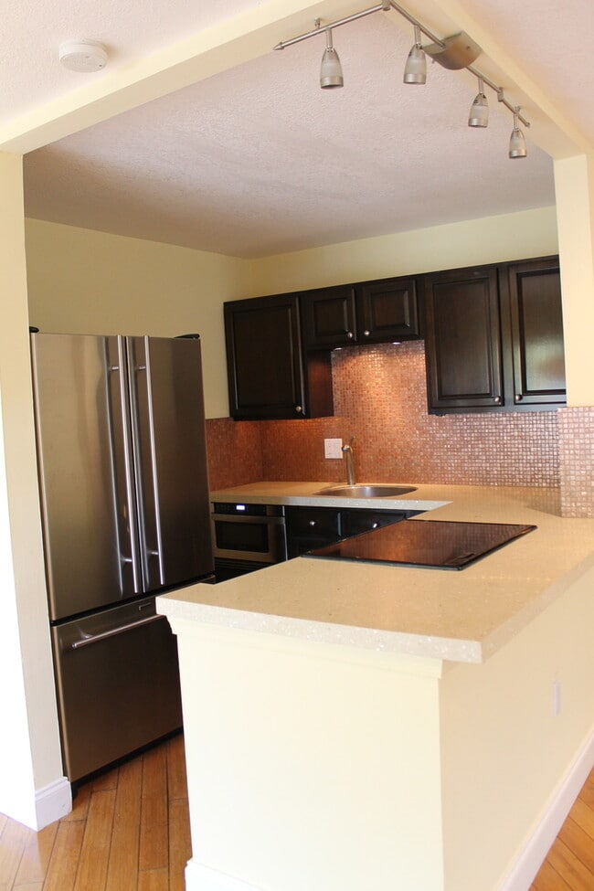Photo - LUCERNE OAKS CONDO IN DOWNTOWN ORLANDO