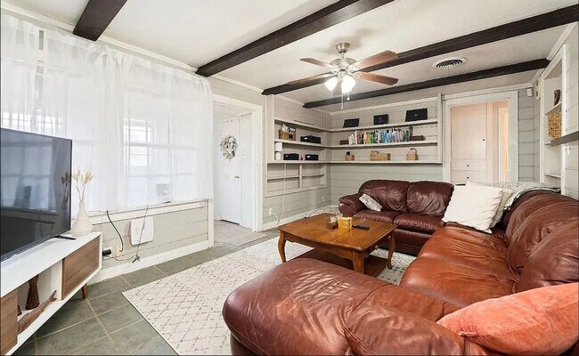 Photo - 2402 29th St Unit MC 2402 29th St FRONT