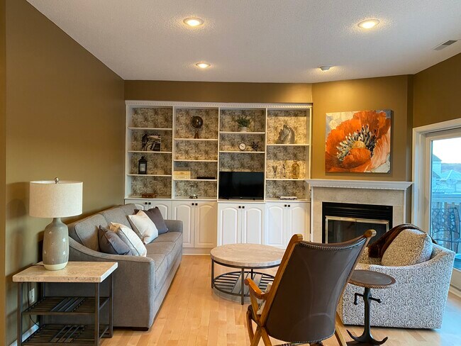 Livingroom - 311 3rd St S Unit Flat #3