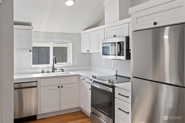 Photo - 6442 S Lawrence St