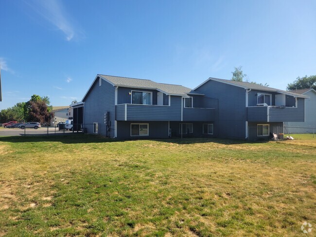 Building Photo - 115 Tyler Way Rental