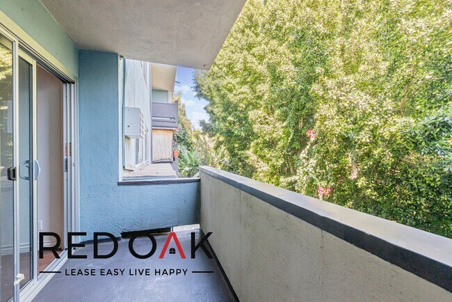 Photo - Beautiful One Bedroom with Large Private B... Unit 1608