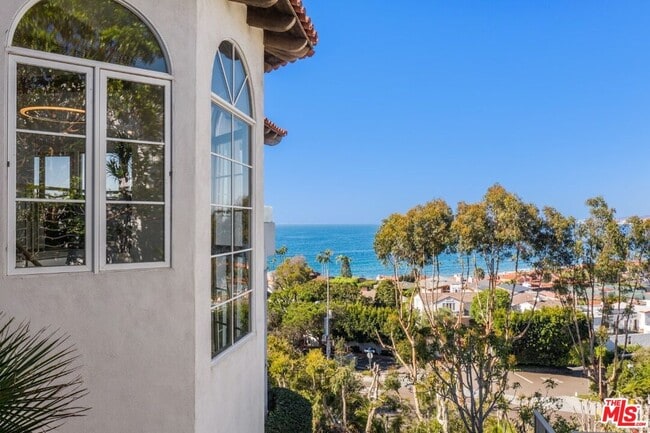 Photo - 7782 Lookout Dr