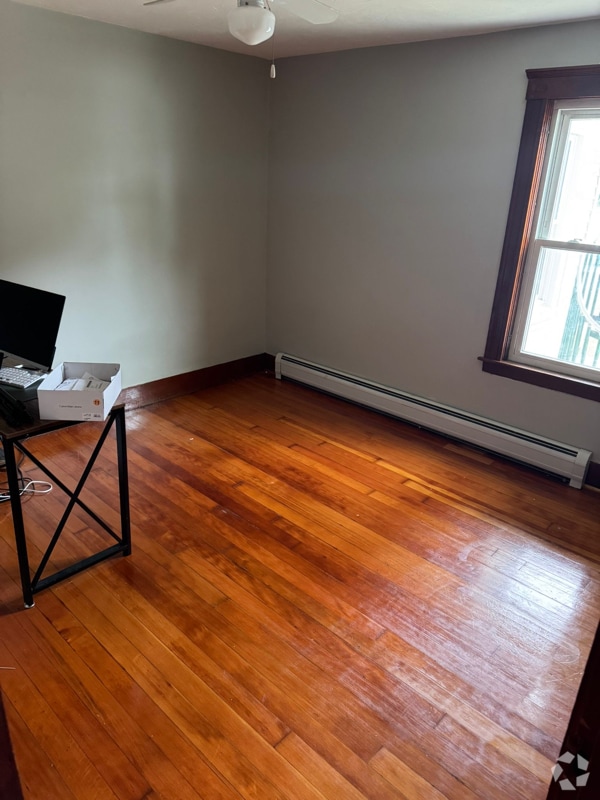 Building Photo - 25 Slater St Rental