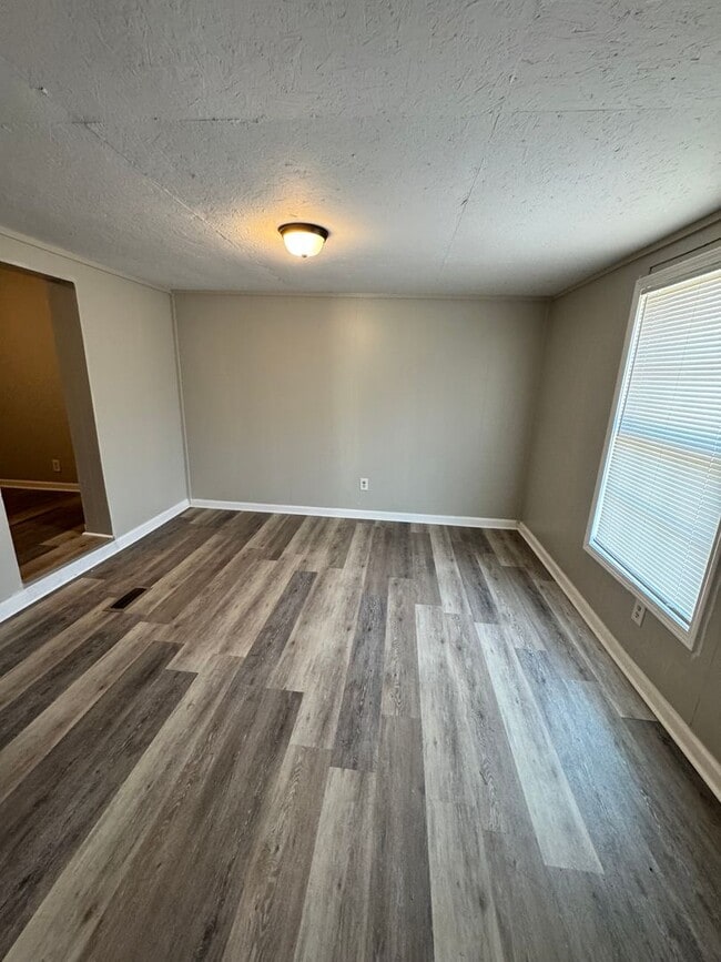 181 Oscar Cruz Rd