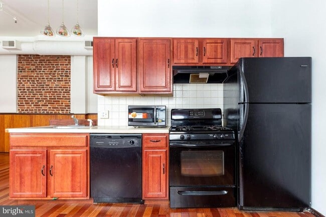 Photo - 35 S 13th St Unit 4