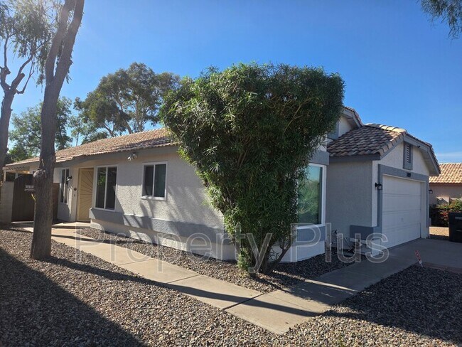 Photo - 3009 E Utopia Rd