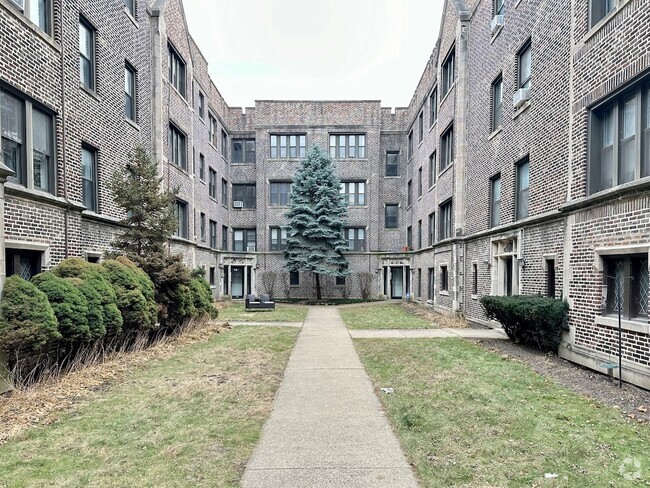 Building Photo - 1321.5 W Estes Ave Unit 43 Rental