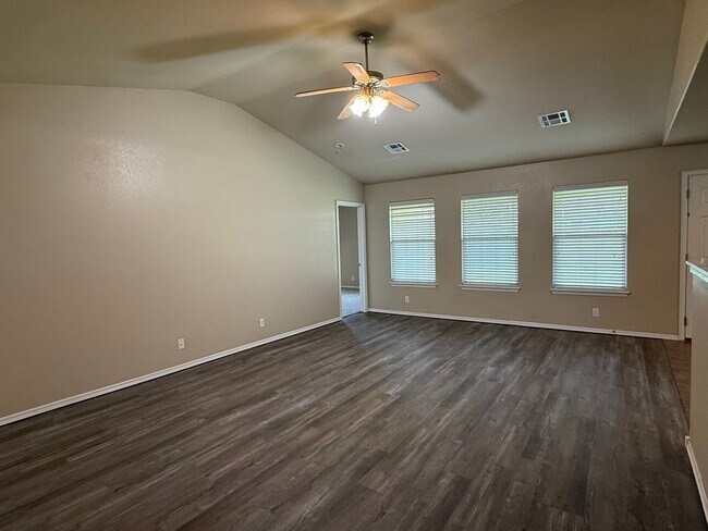 Photo - Welcome to your new 3 bedroom, 2 bath home in this wonderful Lake Valley community!