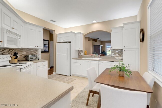Building Photo - 5959 Sand Wedge Ln Unit 402