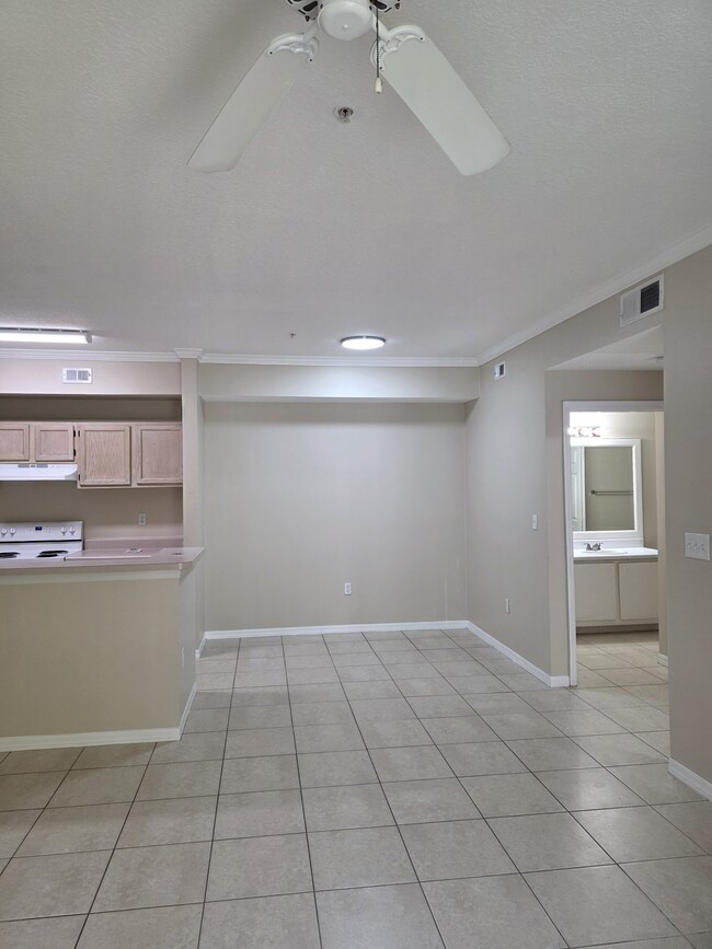 Photo - 5610 Pinnacle Heights Cir Unit 109