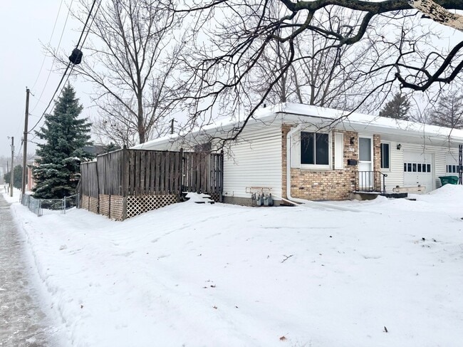 Photo - 8701 W 35th St