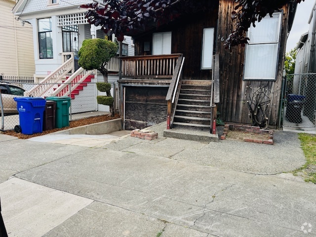 Building Photo - 1631 9th Ave Rental