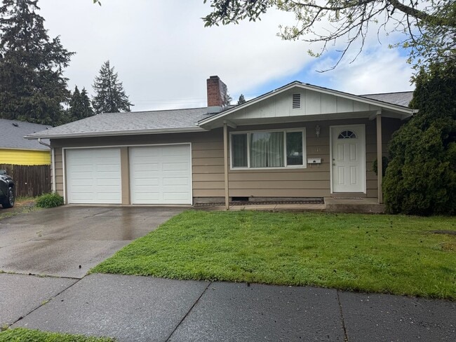 Photo - 3 bedroom 1 bathroom house in Springfield!