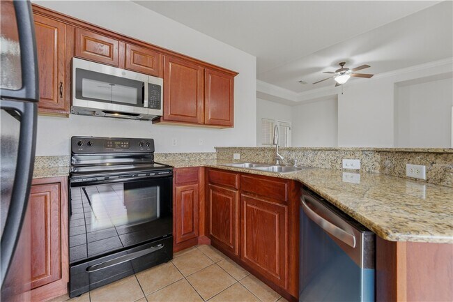 Photo - 3100 SW Featherston Rd