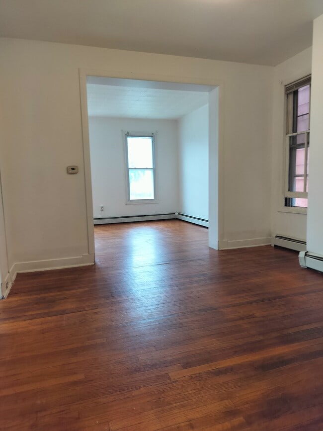Photo - 73 Rensselaer Ave Unit 73 Rensselaer avenue