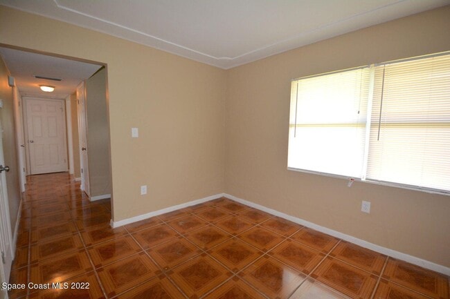 Photo - 2913 Rosemarie Dr