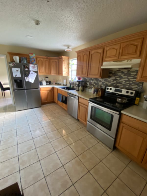 Photo - 692 Wall Blvd