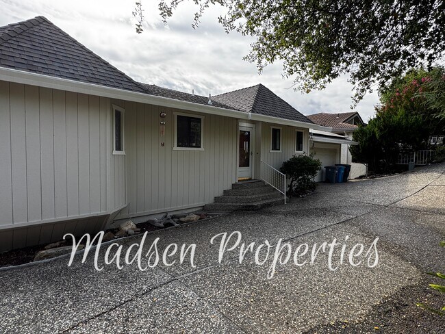 Photo - 6367 Woodman Dr
