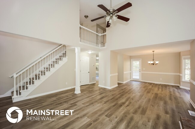 Photo - 130 Butterfield Ln