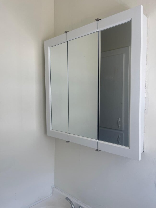 Photo - 242 Union Ave Unit 2ND FLOOR