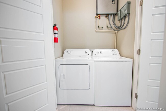 Photo - 3405 Sahara Dr Unit 4
