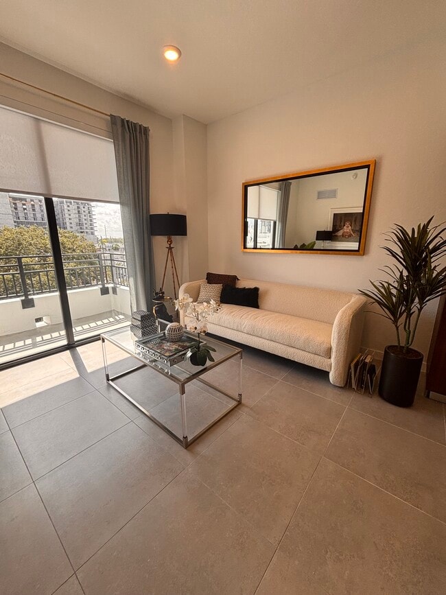 Photo - 1904 Monroe St Unit A1