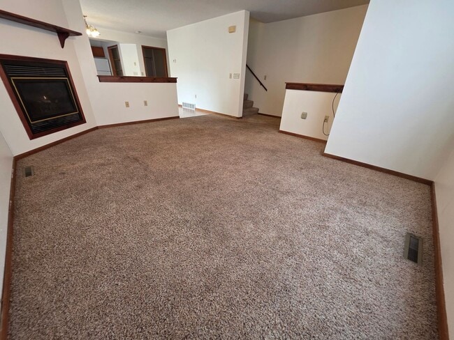Photo - 4925 Coventry Ct Unidad 3