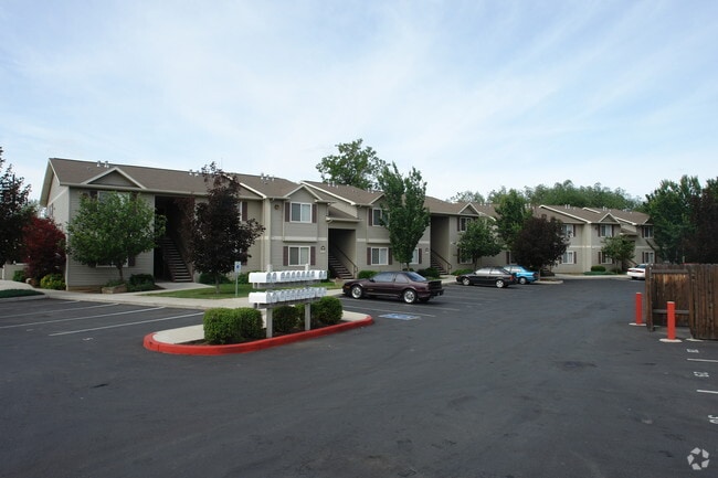 Photo - Streamside Apartments