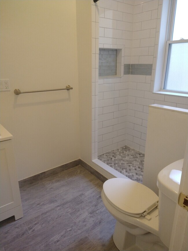 1173 Commonwealth Ave Unit 8