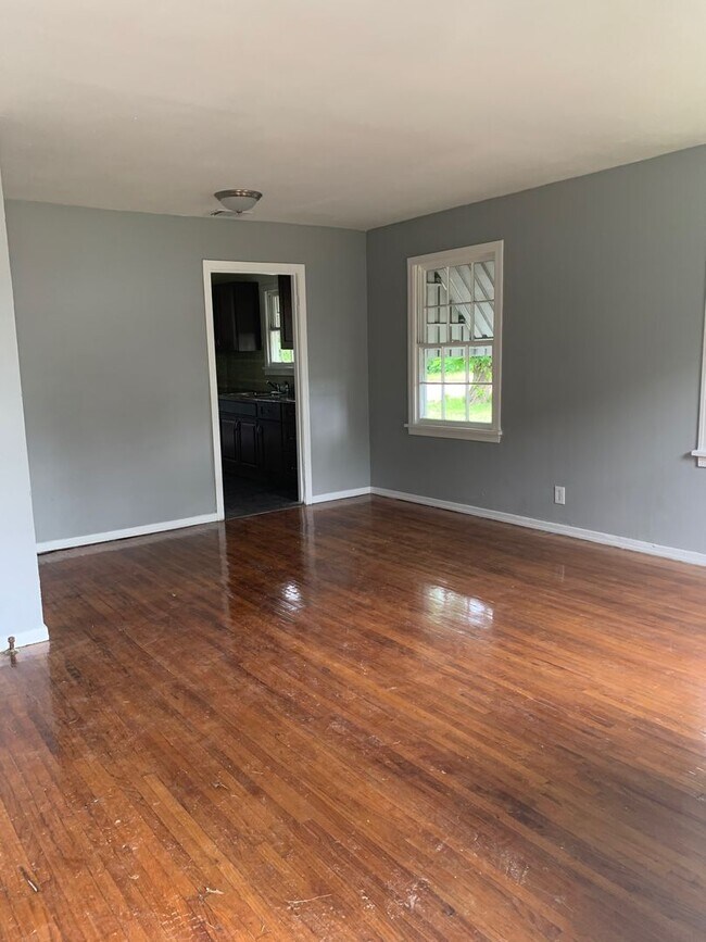 Very Cute House in the Sunset Acres House Rental in Shreveport, LA