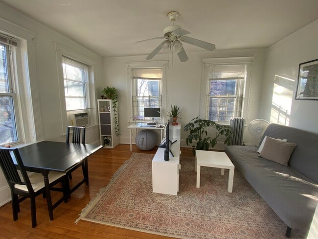 Photo - 175 Hemenway St Unit 04