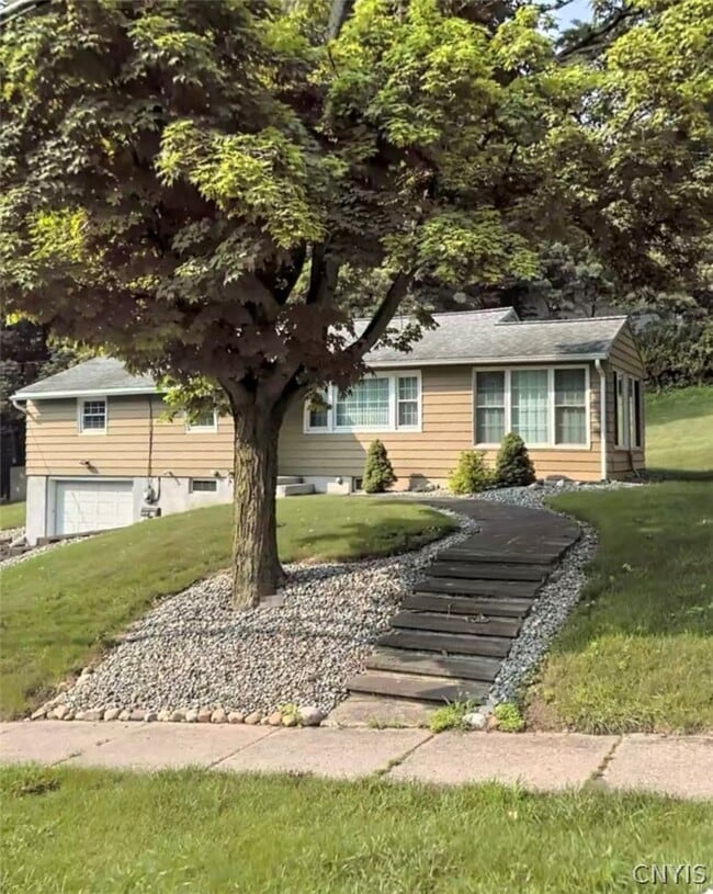 Photo - 63 Higby Rd